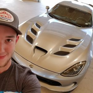 Meet your Posher, Troy